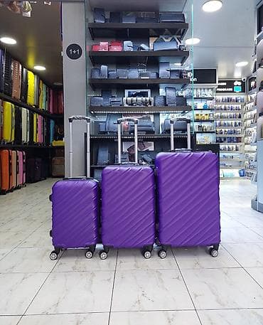 Bənövşəyi rəngli 3-lü səyahət çamadan dəsti - Ölçülər: kabin (kiçik) lalafo.az -da Bənövşəyi rəngli 3-lü səyahət çamadan dəsti - Ölçülər: kabin (kiçik)