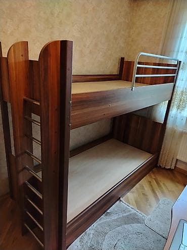 Gül ✔️250 AZN (Qaraçuxur) 2 mərtəbəli çarpayı. Əla vəziyyətdədir lalafo.az -da Gül ✔️250 AZN (Qaraçuxur) 2 mərtəbəli çarpayı. Əla vəziyyətdədir