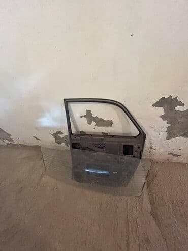 Sol ön, QAZ 24, 1977 il, Rusiya lalafo.az -da Sol ön, QAZ 24, 1977 il, Rusiya