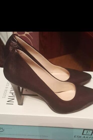 Eskarpiniden alınıb tecılı yarı qiymətə satılır 1 defe, yalnız toya lalafo.az -da Eskarpiniden alınıb tecılı yarı qiymətə satılır 1 defe, yalnız toya