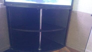 Boyuk akvarium satilir her şeyi var,hundurluk 1.30, Eni 90 smdir,,,200 lalafo.az -da Boyuk akvarium satilir her şeyi var,hundurluk 1.30, Eni 90 smdir,,,200