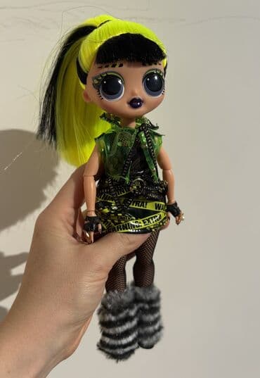 LOL OMG Куколка в отличном состоянии В комплекте все что на фото lalafo.az -da LOL OMG Куколка в отличном состоянии В комплекте все что на фото