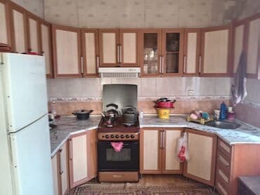 Mətbəx mebeli 140manata birdəne moyka altı curdyune görə ucuz verilir lalafo.az -da Mətbəx mebeli 140manata birdəne moyka altı curdyune görə ucuz verilir