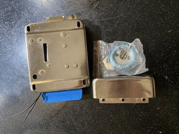 Qapı zamokları: Elektron qapı kilidi – paslanmayan metal korpuslu, cilalanmış nikel lalafo.az -da — 2 Qapı zamokları: Elektron qapı kilidi – paslanmayan metal korpuslu, cilalanmış nikel — 2