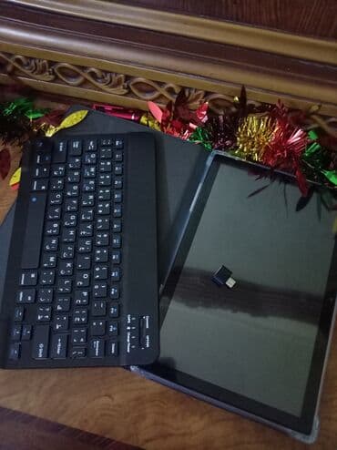 Oteeto TAB18 planşet + aksesuarlar dəsti İsteyen əlaqe saxlasin 050 lalafo.az -da Oteeto TAB18 planşet + aksesuarlar dəsti İsteyen əlaqe saxlasin 050