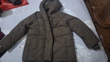 90 manata alınıb. 50 manata satılır. 2-3 dəfə geyinilib lalafo.az -da 90 manata alınıb. 50 manata satılır. 2-3 dəfə geyinilib