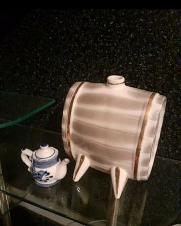 Bir vaza, Farfor lalafo.az -da Bir vaza, Farfor