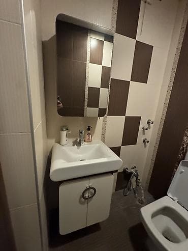 Vanna otağı üçün lavabo dəsti Moydadir satilir 130 manata qiriqi cati at lalafo.az Vanna otağı üçün lavabo dəsti Moydadir satilir 130 manata qiriqi cati