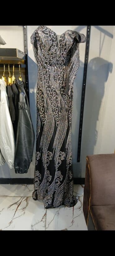 Birkasi ustunde! qet teze toy paltari.qeti geyinilmiyib.36,38 lalafo.az -da Birkasi ustunde! qet teze toy paltari.qeti geyinilmiyib.36,38