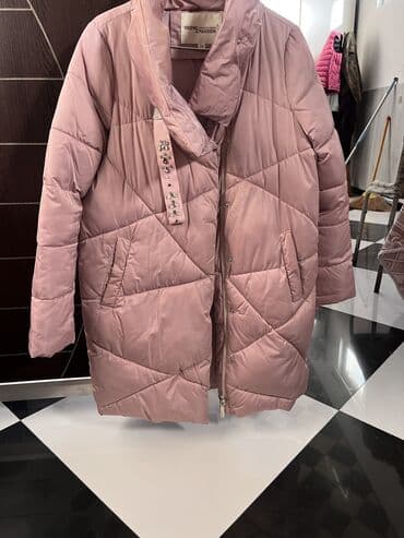 Baha alinib qarderob yenilenir deye satilir, endirim olunacaq lalafo.az -da Baha alinib qarderob yenilenir deye satilir, endirim olunacaq