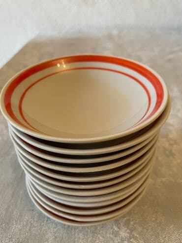 Nəlbəkilər, 12 ədədli dəst, rəng - Ağ, SSRİ lalafo.az -da Nəlbəkilər, 12 ədədli dəst, rəng - Ağ, SSRİ