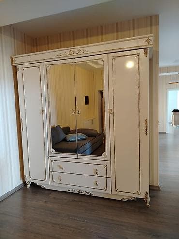 250₼ 4qapılı dolab Qapıları menbrandan hazırlanıb Qaraçuxur Hbk lalafo.az -da 250₼ 4qapılı dolab Qapıları menbrandan hazırlanıb Qaraçuxur Hbk