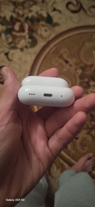 Salam eirpods ios android ucundur qutusu icinde qulaqciqi deyisdiremk lalafo.az -da Salam eirpods ios android ucundur qutusu icinde qulaqciqi deyisdiremk