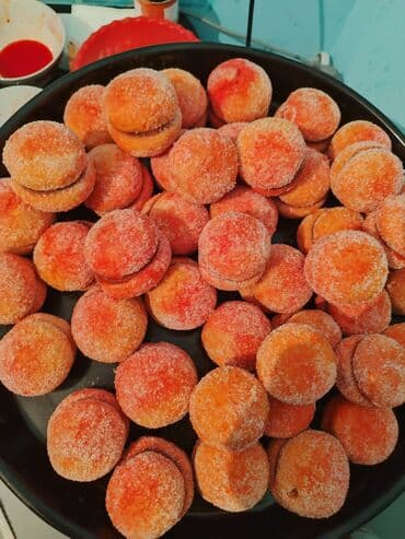 “Şaftalı” formasında ev üsulu şirniyyat - İki hissəli, yumşaq lalafo.az -da “Şaftalı” formasında ev üsulu şirniyyat - İki hissəli, yumşaq