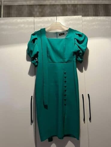 Donlar 42 beden 7 manat Ikisini alana biri 5 manat unvan hezi metro lalafo.az -da Donlar 42 beden 7 manat Ikisini alana biri 5 manat unvan hezi metro