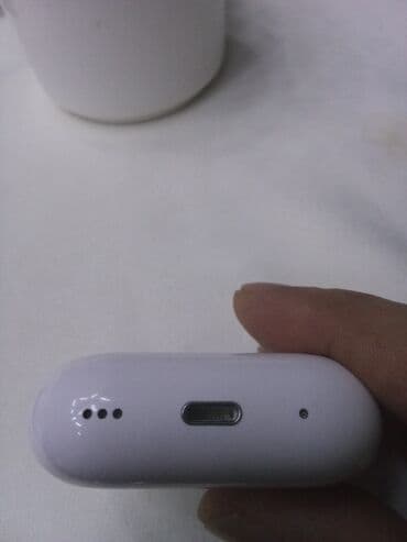 Tam simsiz qulaqlıq (TWS) – ağ rəng, iPhone adapdırı gedir təcili lalafo.az -da Tam simsiz qulaqlıq (TWS) – ağ rəng, iPhone adapdırı gedir təcili