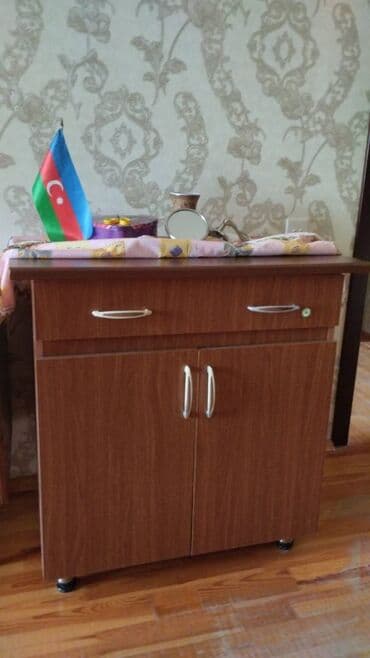 Təcili satilir! Ruminiya istehsali. Komod yaxşi vəziyətdədir lalafo.az -da Təcili satilir! Ruminiya istehsali. Komod yaxşi vəziyətdədir