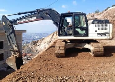 Ekskavatorlar və buldozerlər. Hər tonnajda ekskavatorlar vardır lalafo.az -da — 2 Ekskavatorlar və buldozerlər. Hər tonnajda ekskavatorlar vardır — 2