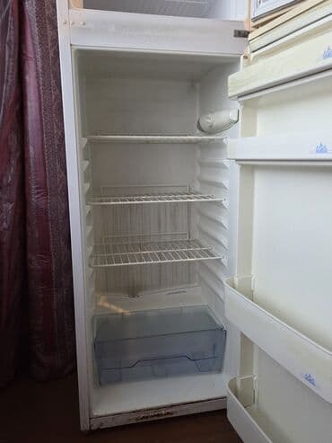 Soyuducu – iki kameralı, üstdə dondurucu - Klassik ağ korpus, şaquli lalafo.az -da Soyuducu – iki kameralı, üstdə dondurucu - Klassik ağ korpus, şaquli