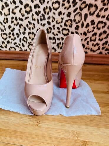 Tuflilər, Ölçü: 38, rəng - Bej, İşlənmiş lalafo.az -da Tuflilər, Ölçü: 38, rəng - Bej, İşlənmiş