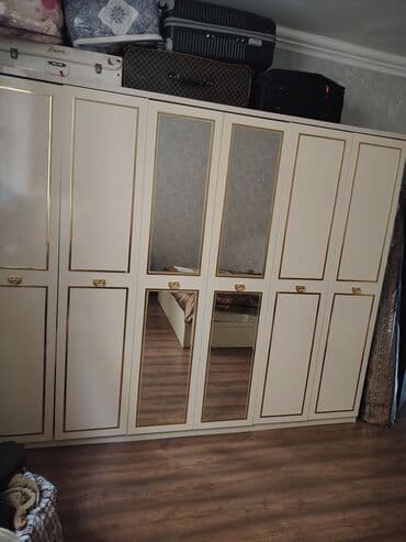 Alçipan: Yaşıl keramik santexnika dəsti - Komplekt: ayaqyolu (unitaz) + üst su lalafo.az -da — 4 Alçipan: Yaşıl keramik santexnika dəsti - Komplekt: ayaqyolu (unitaz) + üst su — 4