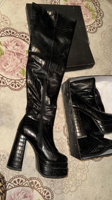 Qara qadın çəkməsi – kroko naxışlı, platformalı və hündür dabanlı - lalafo.az -da Qara qadın çəkməsi – kroko naxışlı, platformalı və hündür dabanlı -