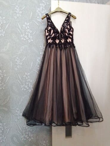 Mağazanın geyimləridir etiketlidir yenidir dəyərindən ucuz satılır lalafo.az -da Mağazanın geyimləridir etiketlidir yenidir dəyərindən ucuz satılır