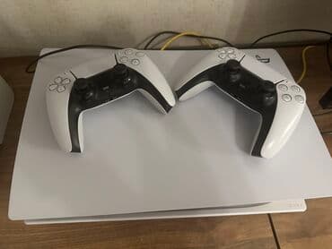 Çox az işlənib. Playstation 5. Orginal 2 ədəd pult da var lalafo.az -da Çox az işlənib. Playstation 5. Orginal 2 ədəd pult da var