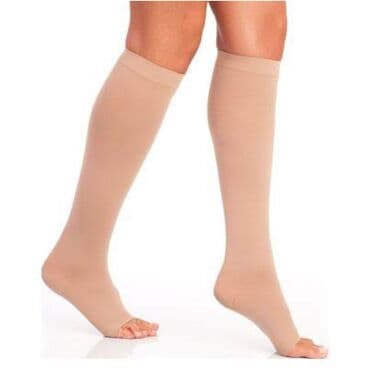 Açıq dərili rəngdə, barmaqları açıq dizə qədər kompressiya corabları lalafo.az -da Açıq dərili rəngdə, barmaqları açıq dizə qədər kompressiya corabları