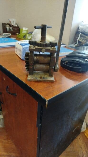 пресс чоп сатам: Mexanik əl ilə işləyən valslı pres/laminator - Material: tam metal at lalafo.az — 1 пресс чоп сатам: Mexanik əl ilə işləyən valslı pres/laminator - Material: tam metal — 1