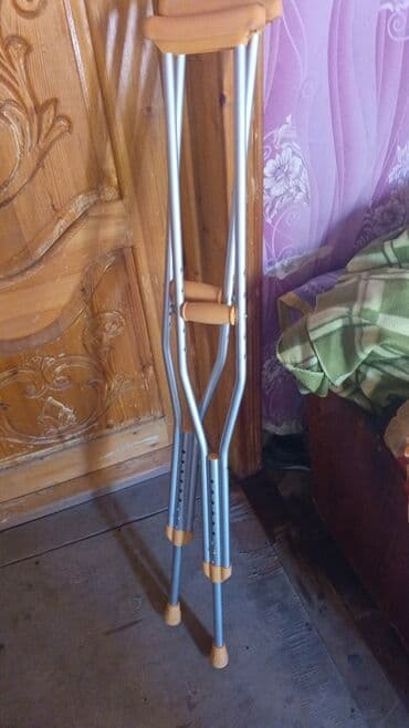 Alüminium qoltuqağacı cütü - Material: yüngül və möhkəm alüminium lalafo.az -da Alüminium qoltuqağacı cütü - Material: yüngül və möhkəm alüminium