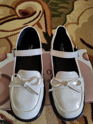 Ölçü: 36, rəng - Ağ, İşlənmiş lalafo.az -da Ölçü: 36, rəng - Ağ, İşlənmiş