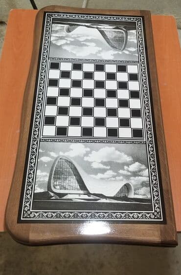 Nərd taxta Köhnə Bakı və YeniBakı rəsmli 🔱Nərdlər 🪵 🔹️Laklı🖌 lalafo.az -da Nərd taxta Köhnə Bakı və YeniBakı rəsmli 🔱Nərdlər 🪵 🔹️Laklı🖌