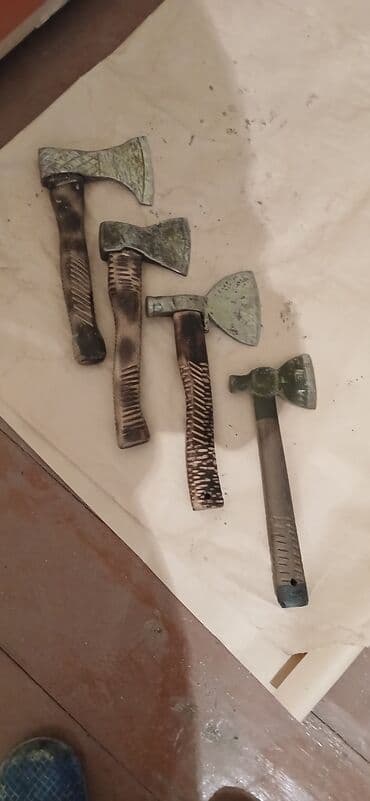 Жидкие обои: Б/у Колун, Сталь, 1,5 кг, Самовывоз at lalafo.az — 1 Жидкие обои: Б/у Колун, Сталь, 1,5 кг, Самовывоз — 1