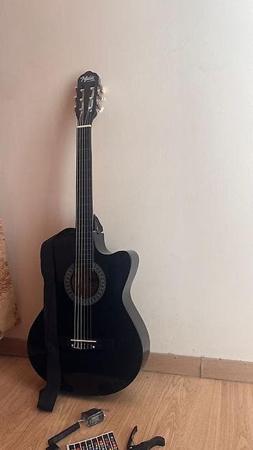 Klassik gitara lalafo.az -da Klassik gitara