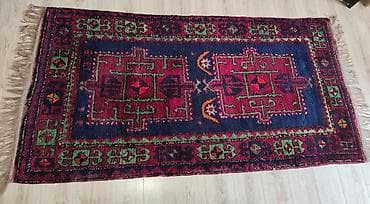 Qədimi əl xalçalarıdır, özümündür. Birinci xalça 124*240 ; ikinci xalı lalafo.az -da Qədimi əl xalçalarıdır, özümündür. Birinci xalça 124*240 ; ikinci xalı