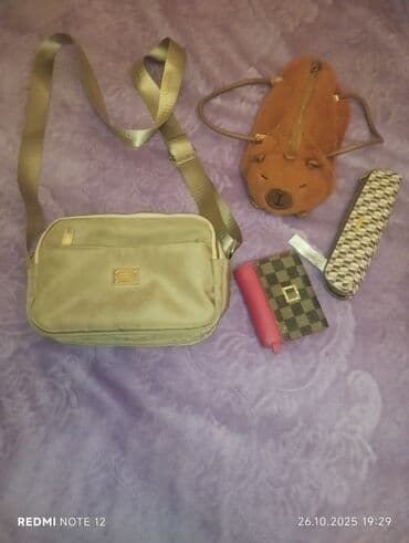 Çoxu tezedi kocle bağlı satılır ucuz qiymətə maksimum 5 ədəd 20 manata lalafo.az -da — 10 Çoxu tezedi kocle bağlı satılır ucuz qiymətə maksimum 5 ədəd 20 manata — 10