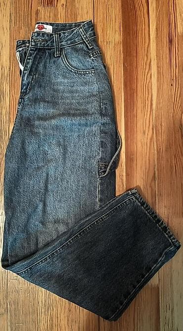 Baggy jean.Cox gozel gorunusu var,s razmere uygundur.Geyinilmeyib.Real lalafo.az -da Baggy jean.Cox gozel gorunusu var,s razmere uygundur.Geyinilmeyib.Real