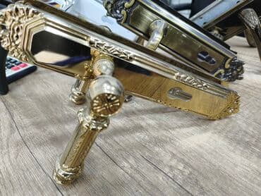 Klassik üslubda qapı dəstəyi və üzlük komplekti - Material: bərk lalafo.az -da Klassik üslubda qapı dəstəyi və üzlük komplekti - Material: bərk