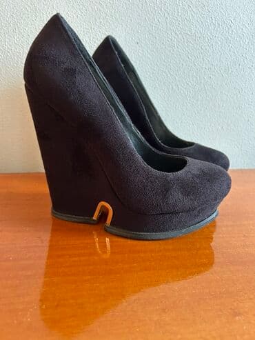 Tuflilər, Ölçü: 35, rəng - Qara, İşlənmiş lalafo.az -da Tuflilər, Ölçü: 35, rəng - Qara, İşlənmiş