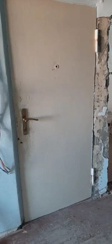 Mənzil üçün İşlənmiş Giriş qapısı Glazok ilə, Zəmanətsiz, Ünvandan götürmə lalafo.az -da Mənzil üçün İşlənmiş Giriş qapısı Glazok ilə, Zəmanətsiz, Ünvandan götürmə