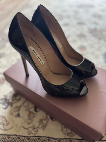 Tuflilər, Ölçü: 37, rəng - Qara, İşlənmiş lalafo.az -da Tuflilər, Ölçü: 37, rəng - Qara, İşlənmiş