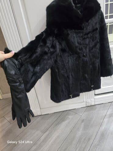 Qadınlar üçün qara rəngli xəz plaş (qısa kürk) - Rəng: dərin qara - lalafo.az -da Qadınlar üçün qara rəngli xəz plaş (qısa kürk) - Rəng: dərin qara -