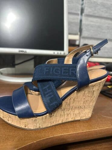 Tommy Hilfiger, Ölçü: 37.5, rəng - Göy, İşlənmiş lalafo.az -da Tommy Hilfiger, Ölçü: 37.5, rəng - Göy, İşlənmiş