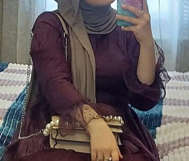 Ölçü 38 40 42 44, çox gözəldir əyində duruşu. Qolları paltarın özü lalafo.az -da Ölçü 38 40 42 44, çox gözəldir əyində duruşu. Qolları paltarın özü