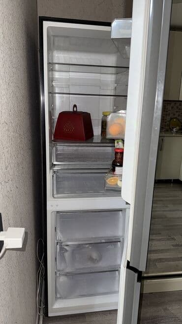 Сепараторы: Новый 2 двери Samsung Холодильник Продажа, цвет - Черный, С диспенсером at lalafo.az — 2 Сепараторы: Новый 2 двери Samsung Холодильник Продажа, цвет - Черный, С диспенсером — 2