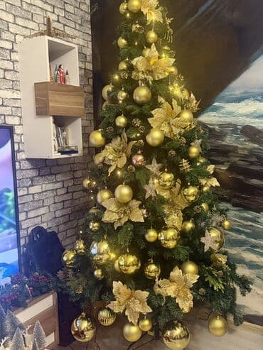 2.40 olcu 250 azn. Oyuncaq suvenirler isiqlar usdunde .uzerinde lalafo.az -da 2.40 olcu 250 azn. Oyuncaq suvenirler isiqlar usdunde .uzerinde