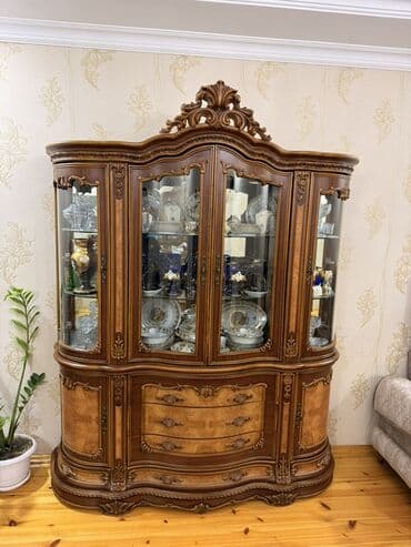 İşlənmiş, Komod lalafo.az -da İşlənmiş, Komod