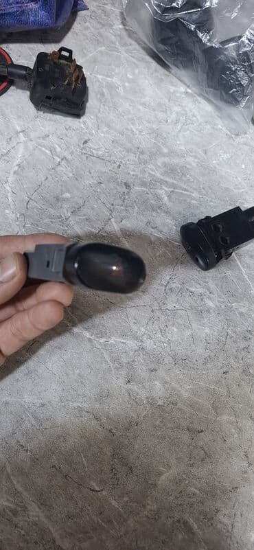 Məhsul: Daewoo DaewooAvtomobil arxa duman farası açarı (panel tipli) lalafo.az -da Məhsul: Daewoo DaewooAvtomobil arxa duman farası açarı (panel tipli)