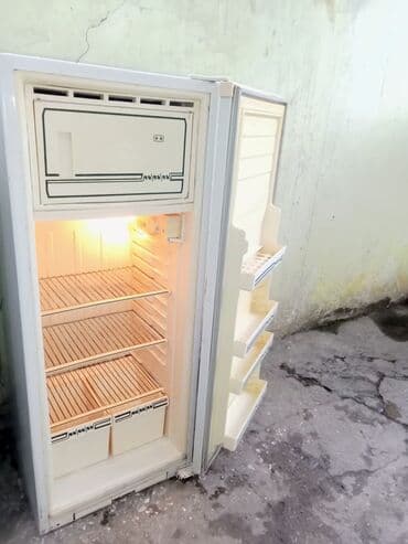 Çinar soyuducu tam işlək vəziyyətdədir yaxşı soyudur. Satılan kimi lalafo.az -da Çinar soyuducu tam işlək vəziyyətdədir yaxşı soyudur. Satılan kimi